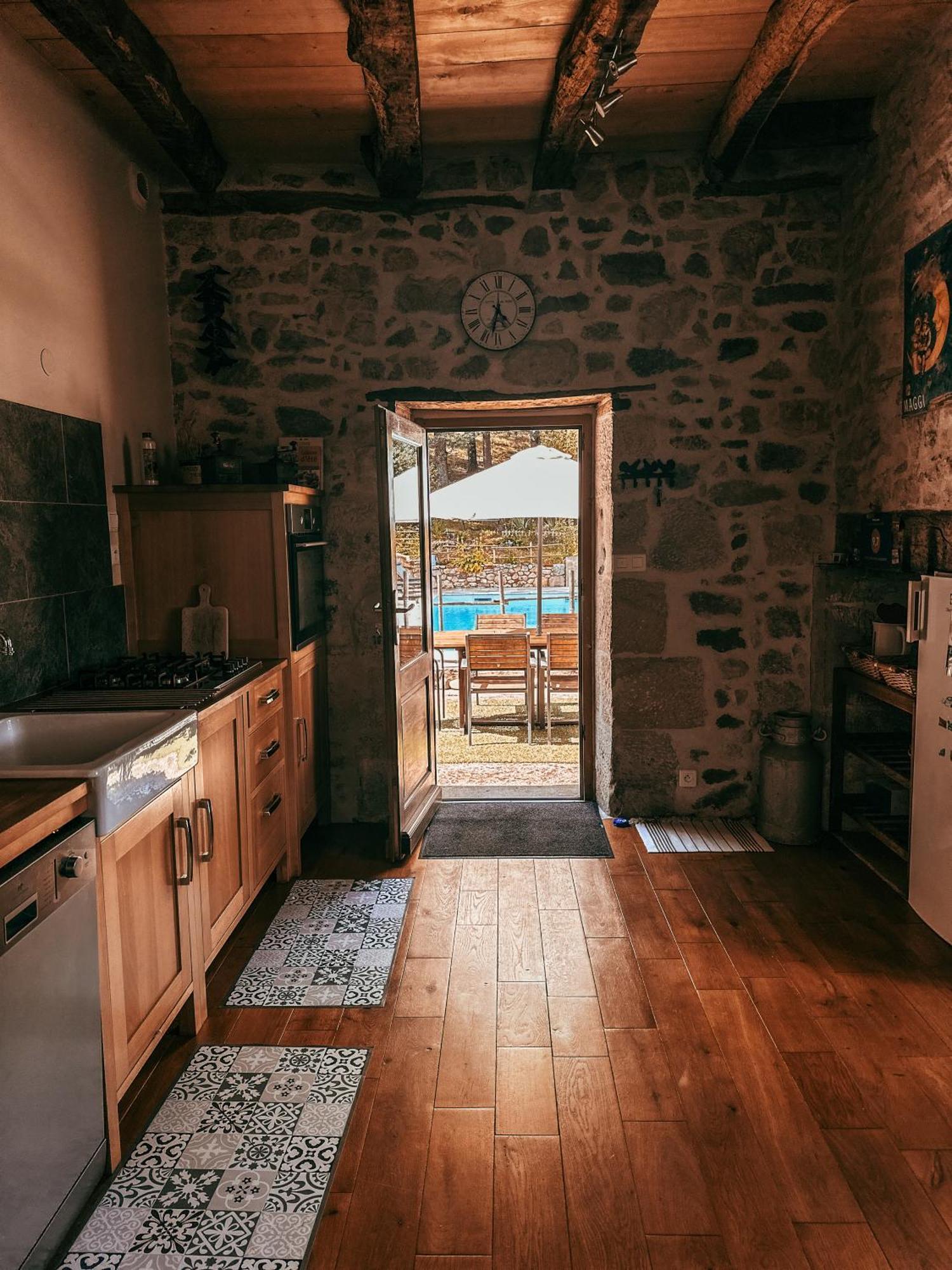 Gite Le Relais De La Diligence Saint-Lazare Exteriér fotografie