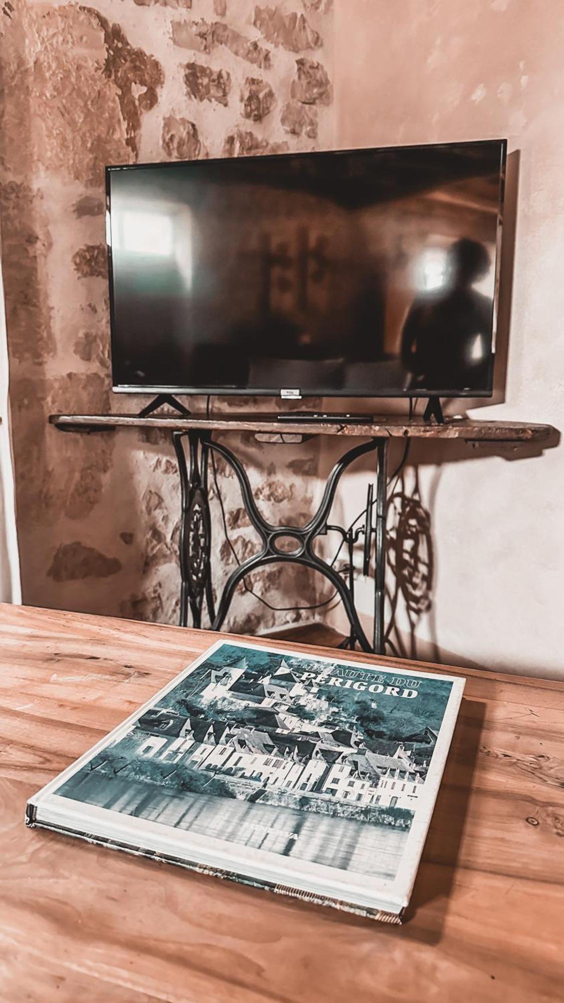 Gite Le Relais De La Diligence Saint-Lazare Exteriér fotografie
